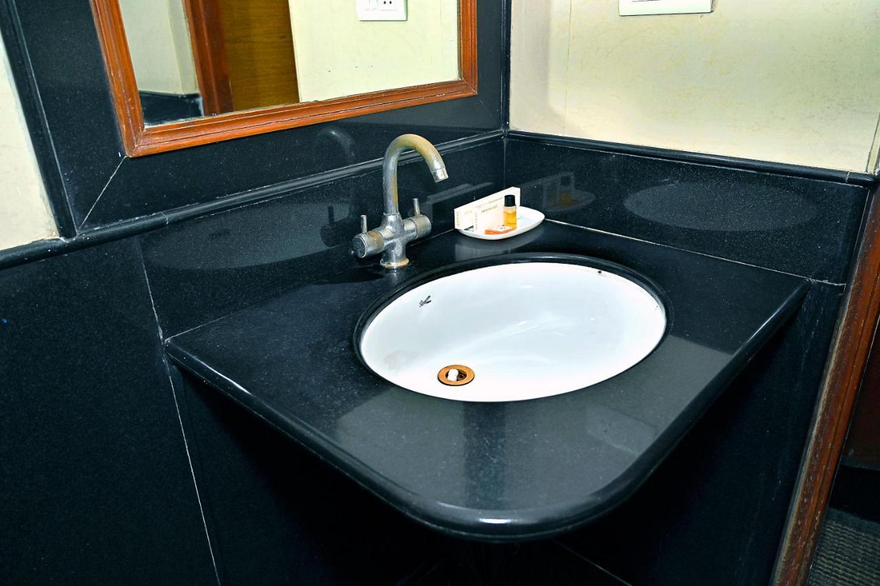 Hotel Rajhans International Bhāgalpur Esterno foto