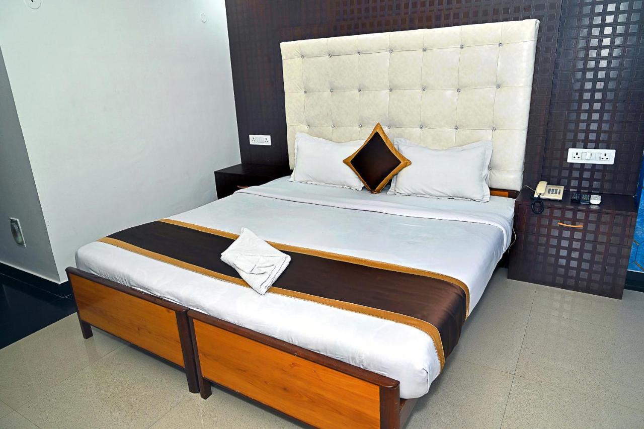 Hotel Rajhans International Bhāgalpur Esterno foto