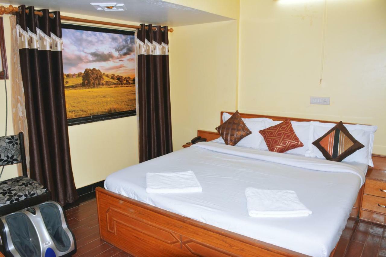 Hotel Rajhans International Bhāgalpur Esterno foto